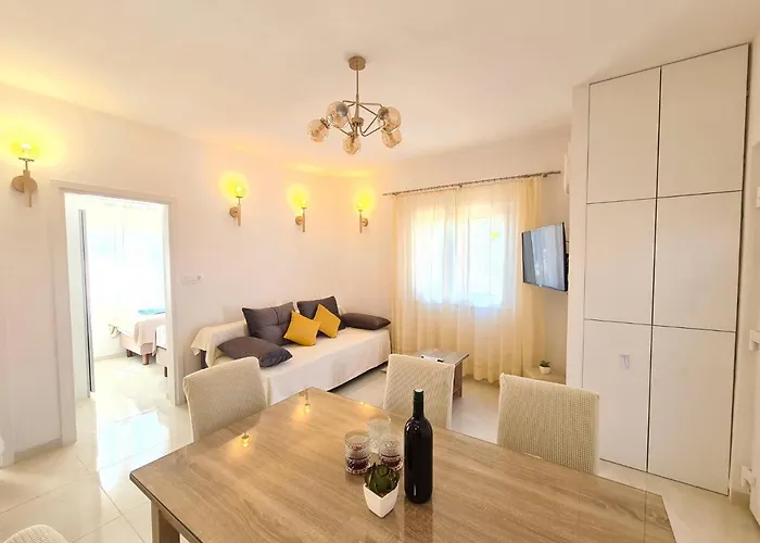 Olive Tree - House With Pool