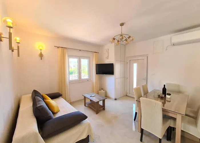 Olive Tree - House With Pool Dom wakacyjny