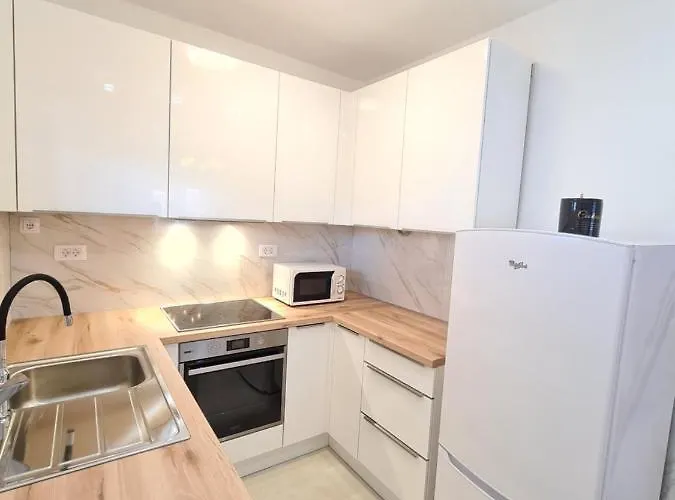 Olive Tree - House With Pool *