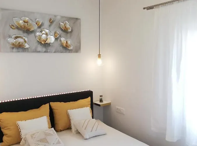 Dom wakacyjny Olive Tree - House With Pool *